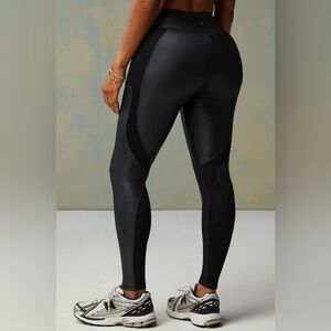 Fabletics | Khloe Edit Motion 365+ Contour High-Waisted Legging Black Size XL